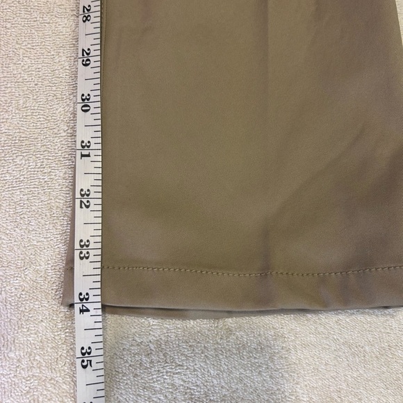 🫒”Vintage 1946” NWT Men's Tan Flat Front Modern Fit Performance Chinos w/Pockets - Picture 6 of 16